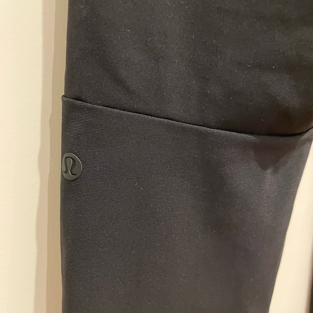 Men's Lululemon ABC Black Jogger Pants - Picture 6 of 6